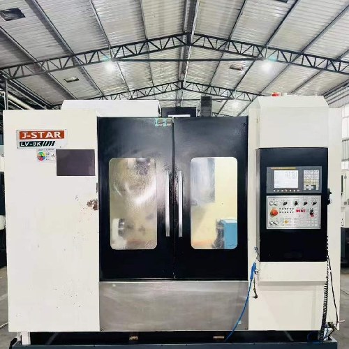 客户装配与应用现场，展示机械零部件与自动化模块的实际使用场景